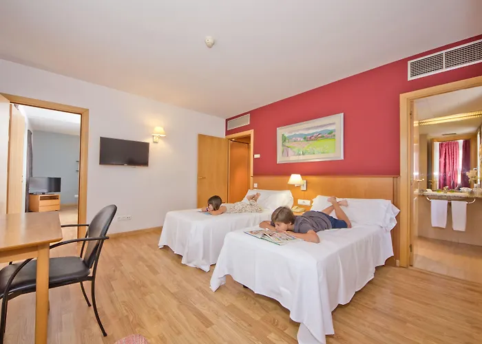 Hotel Atenea Valles 4*