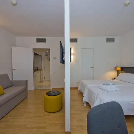Hotel Atenea Valles 4*