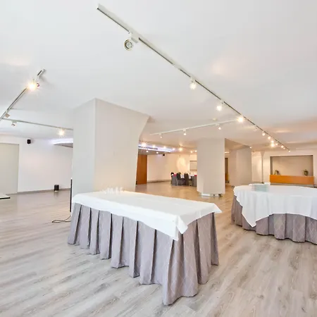 Atenea Valles Hotel 4*