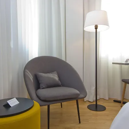 Hotel Atenea Valles