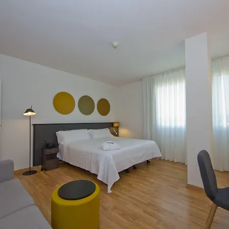 Atenea Valles 4* Granollers