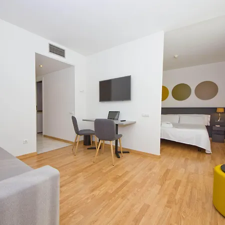 Atenea Valles Hotel 4*