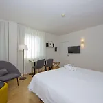 Atenea Valles