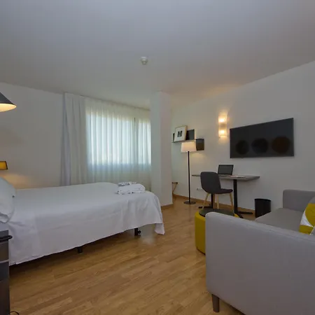 Atenea Valles 4* Granollers