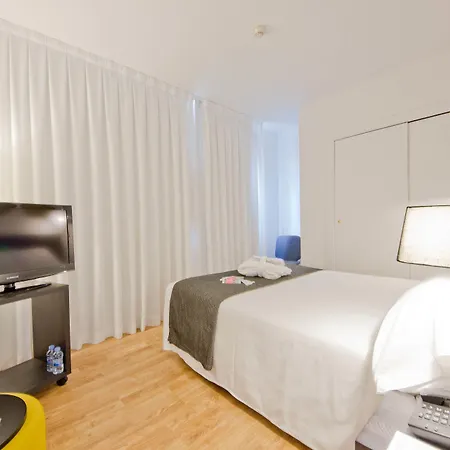 Atenea Valles 4*